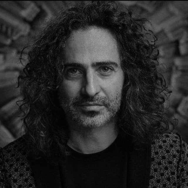 WUF Brings Immersive Art to Samsung