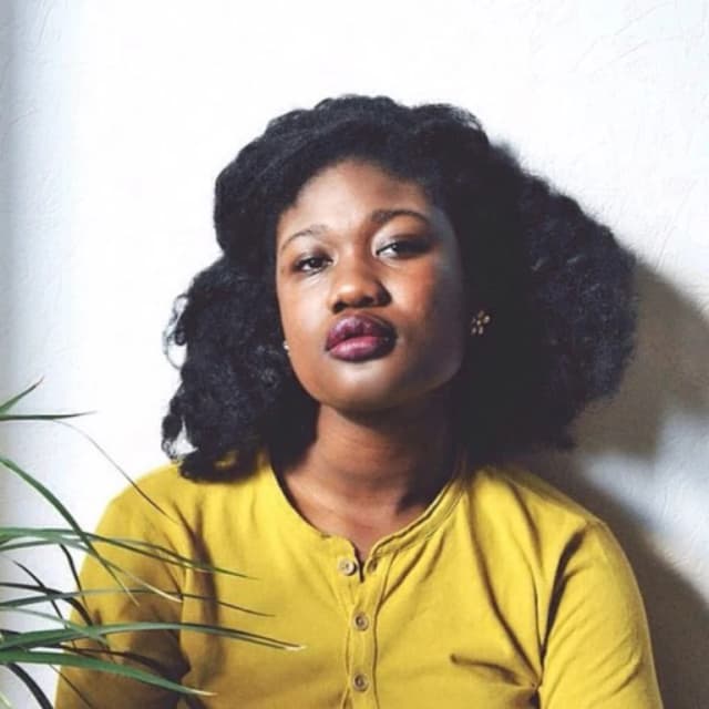 ISSUE 002 @crystallmess