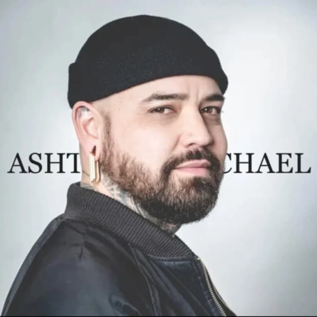 ISSUE 002 @ashtonmichael