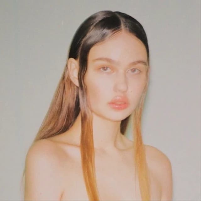 ISSUE 002 @hannezaruma