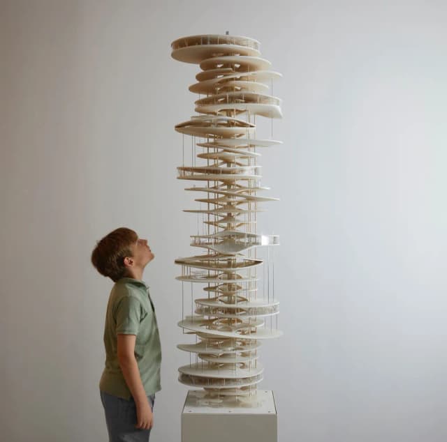 ISSUE 005 @oxmanofficial