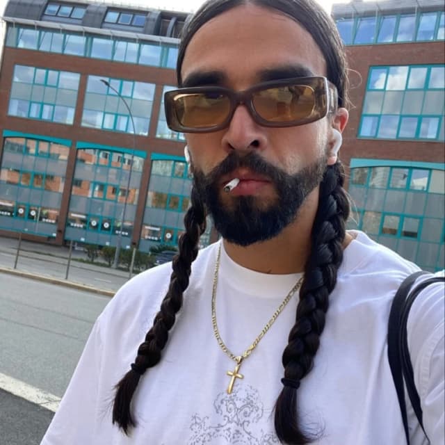 ISSUE 002 @1313selah