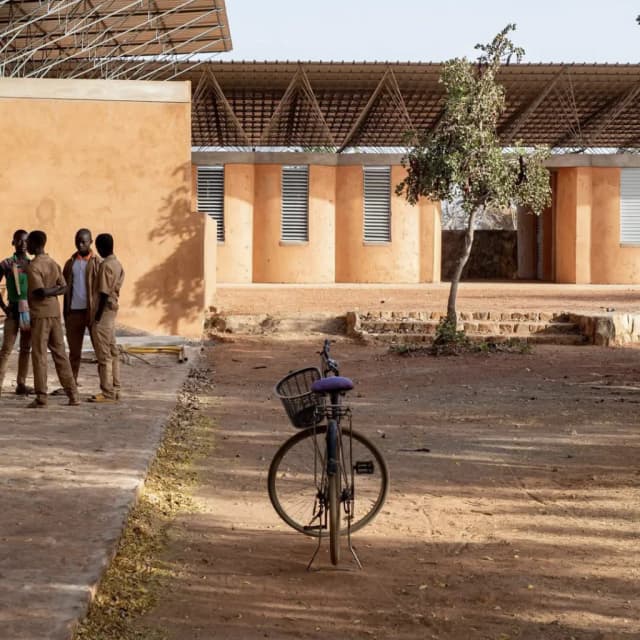 ISSUE 005 @kerearchitecture