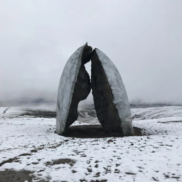 ISSUE 005 @anton_ensamble