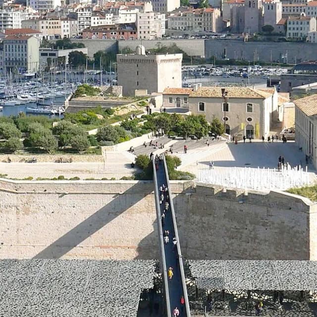 ISSUE 005 @agenceaps