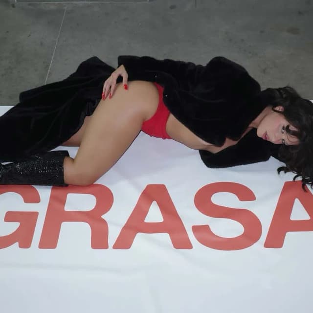 ISSUE 003 @nathypeluso