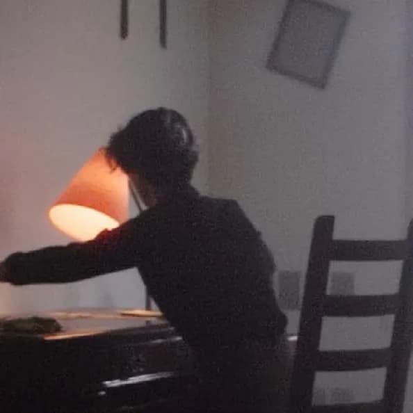 ISSUE 003 @carolineadelaideshaw