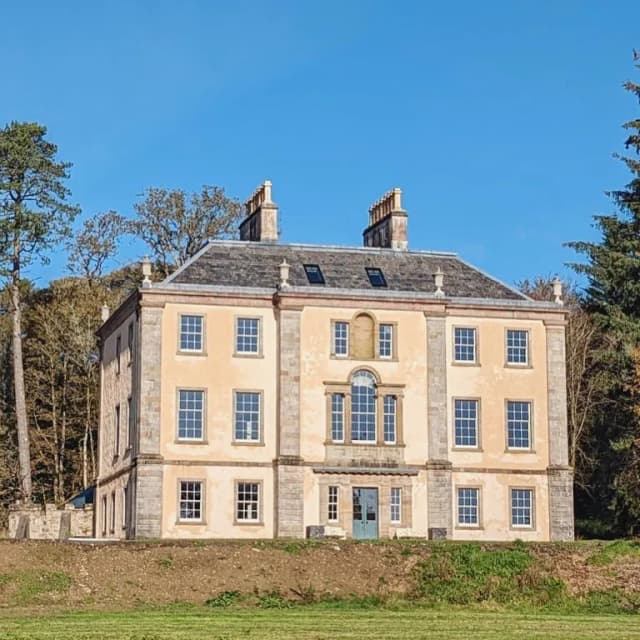 ISSUE 005 @simpsonandbrown