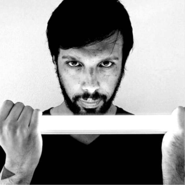 ISSUE 001 @alessiodevecchi