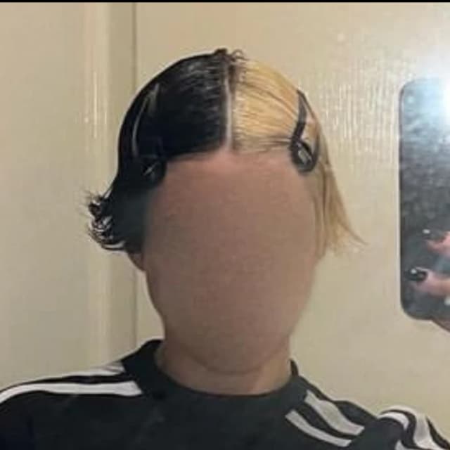 ISSUE 002 @betsyjohnson_