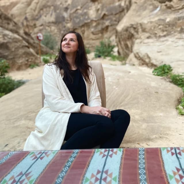 ISSUE 005 @adina.hempel