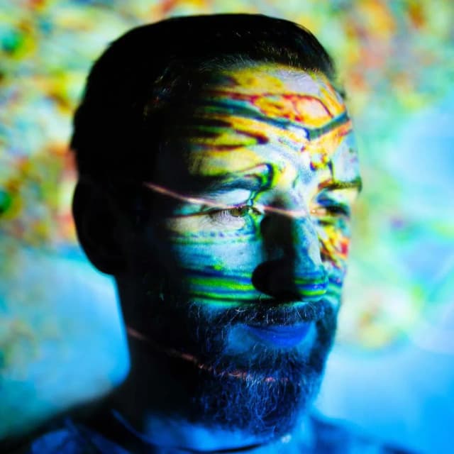 ISSUE 003 @maxcoopermax