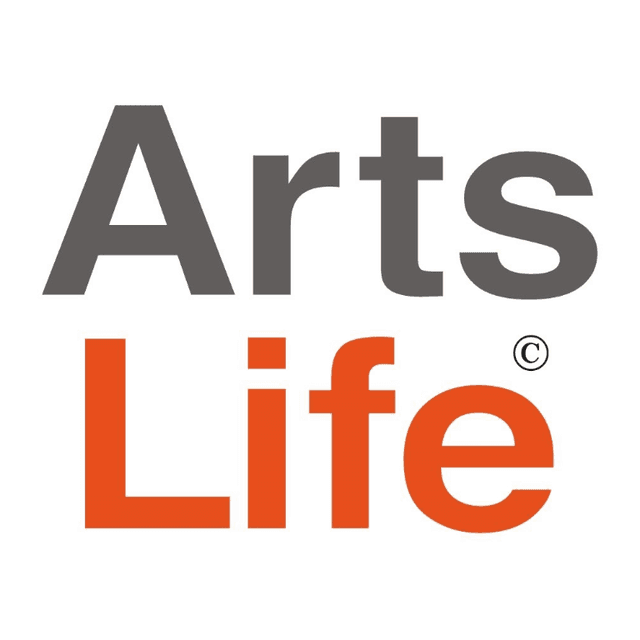 ISSUE 001 @insta_artslife