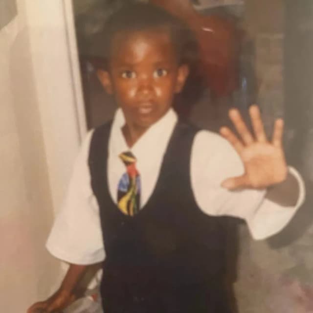 ISSUE 003 @thuggerthugger1