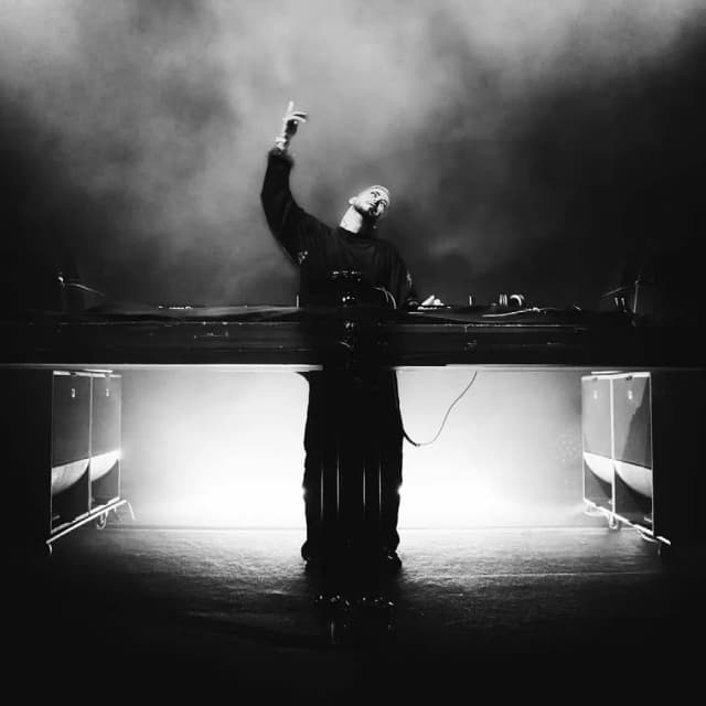 ISSUE 003 @mahmutorhan