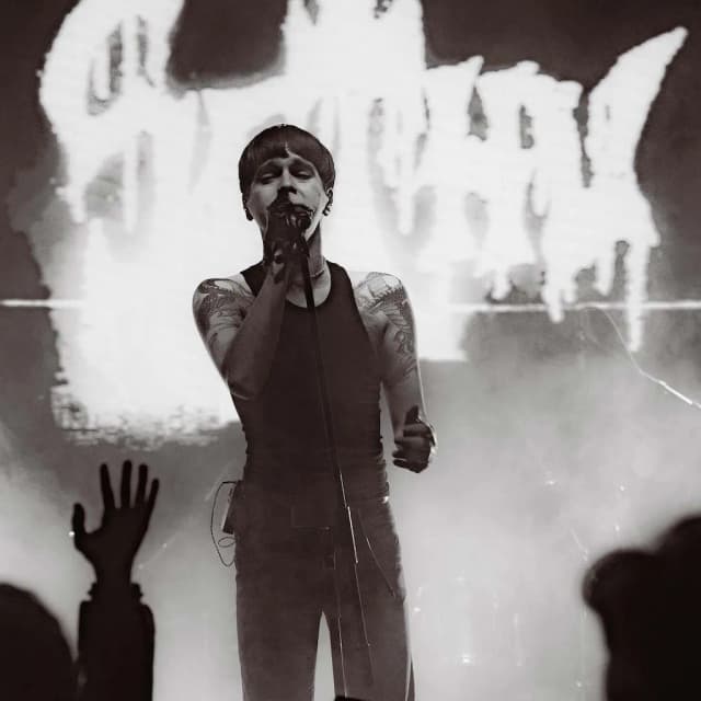 ISSUE 003 @sethuisinhell