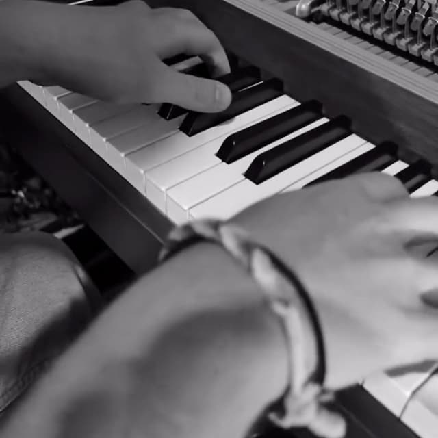 ISSUE 006 @mennysublime